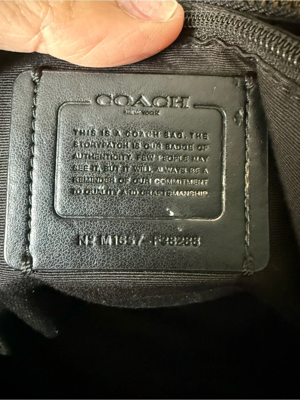 Coach Authentic Charlie Black Soft Pebbled Leather Backpack Gold Zip F38288 - Picture 3 of 12